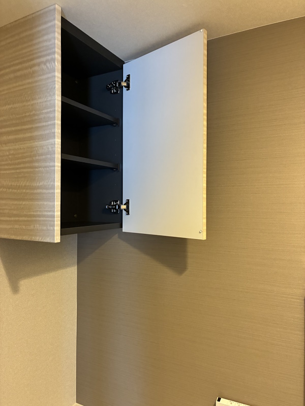 5施工後ﾄｲﾚ吊戸2